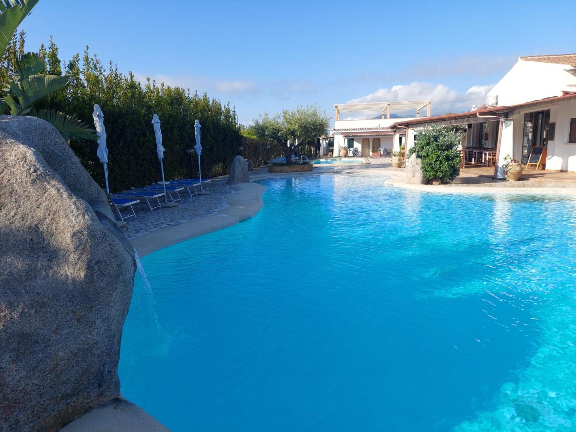 Sisula Country Hotel & Spa Orosei Exterior foto
